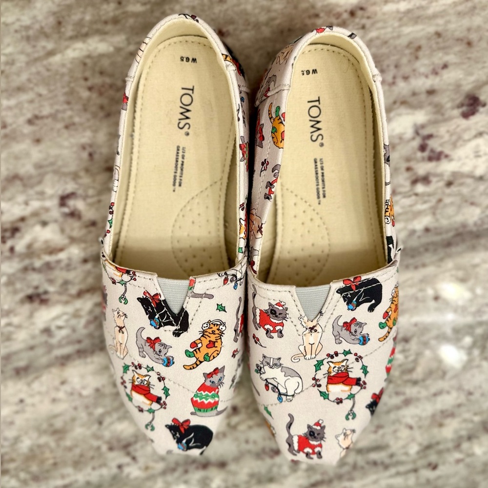 Women’s Cat Toms Size 6.5